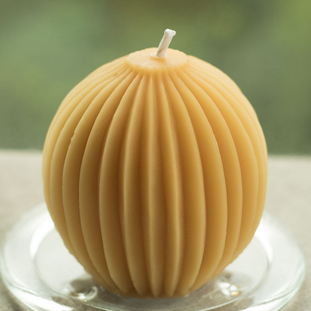 eco gifts by Price : Sphere Beeswax Candle with Organic Wick